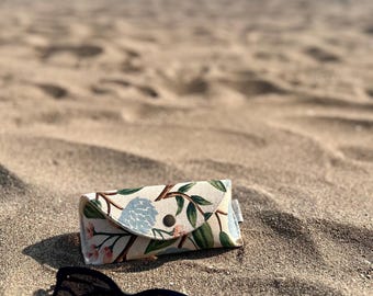 Glasses case, glasses cover, hard shell, gift for mother, sunglasses case, gift idea, case, reading glasses case, Christmas gift, canvas