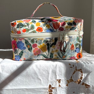 Kosmetiktasche,Kulturtasche,Beauty Case,Kosmetikkoffer,Kosmetiktasche mit Deckel,Blumendruck,Waschbeutel,Muttertag,Geburtstag,Blossom Blush