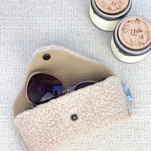 Brillenetui Flauschige Etui Brillenetui aus Teddystoff Kupferfarbe Beigeetui Geschenk für sie Tasche für die Brille Beige
