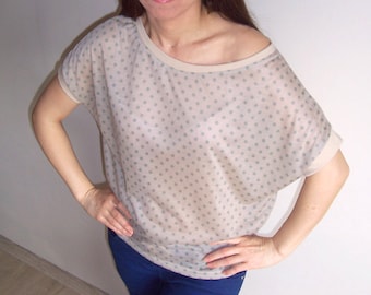 Top in beige, dotted, "Melody"