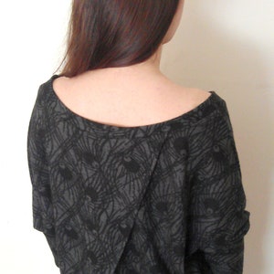 Top in schwarz, grau Jacquard Bild 3