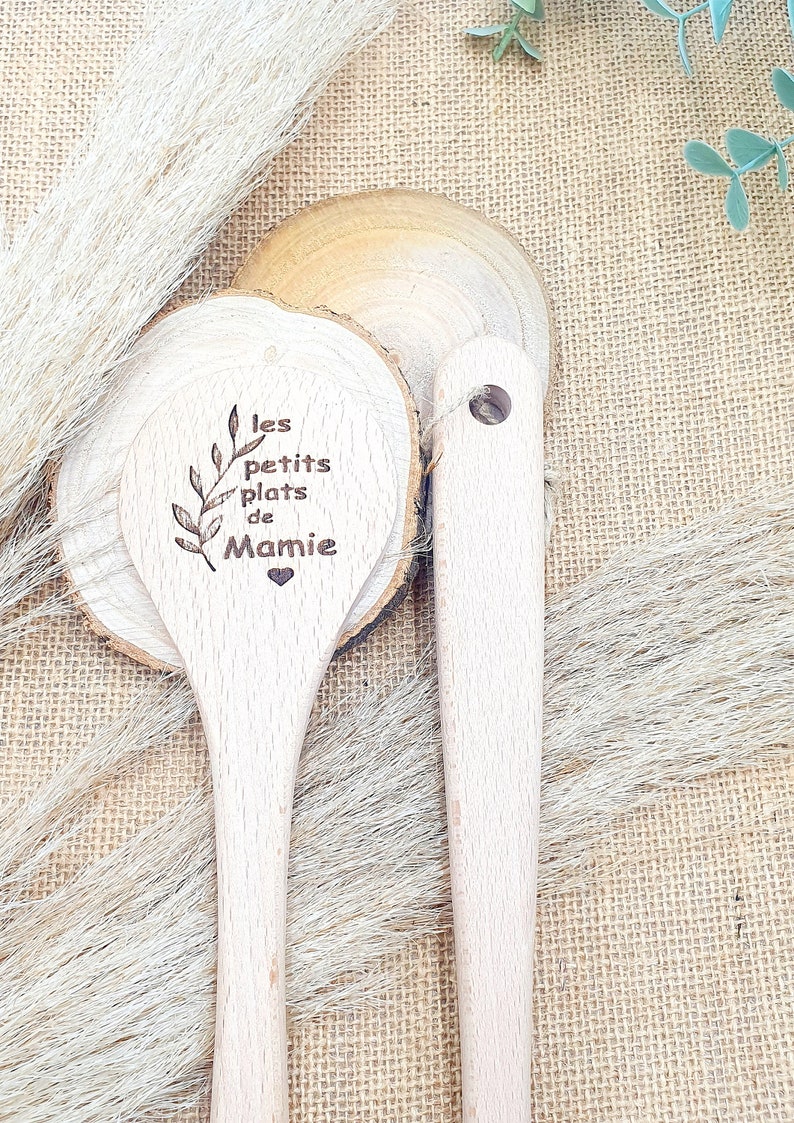 Cuillères en Bois Personnalisées, pour les plats de Mamie , idéal pour manmie , nounou, bonne fête maman, fête des mères, cadeau nounou image 5