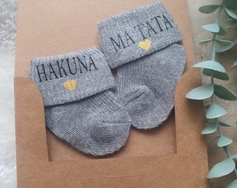 Calzini neonati annuncio gravidanza Calzini neonati personalizzati Idea regalo annuncio gravidanza  zia nonna papi papà Personalizzati.