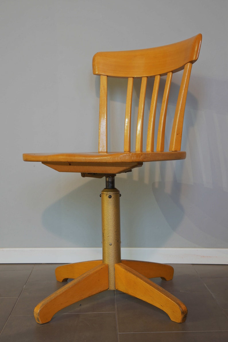 Ama Rubber Band Work Chair Architect S Rare Nous Image 0