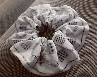 Scrunchie "Valli" hair tie