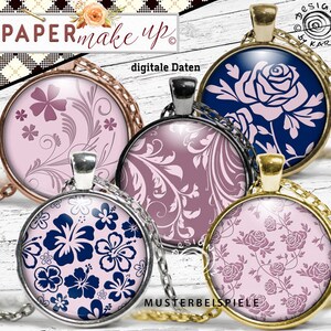 Peut inclure: Cinq designs différents pour des pendentifs ronds en verre, chacun avec un motif floral différent. Les pendentifs sont en argent, or et cuivre. Les motifs comprennent des fleurs roses et bleues sur un fond rose, un motif floral rose sur un fond blanc, un motif floral bleu sur un fond rose et un motif floral rose sur un fond bleu. Le texte "PAPERmake up. digitale Daten" est visible en haut de l'image.