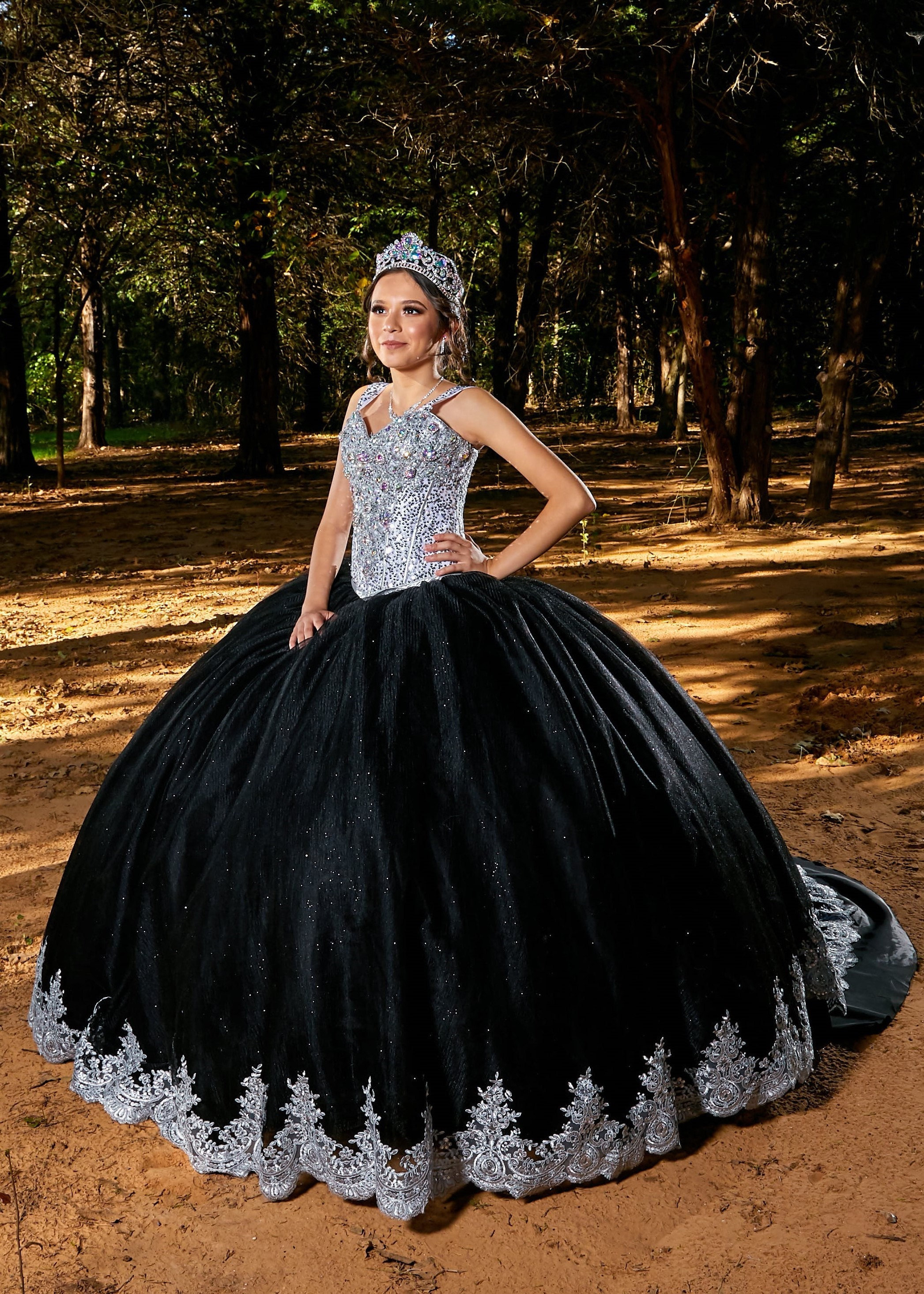 Vestido de quinceañera blanco y negro con tren2033 - Etsy