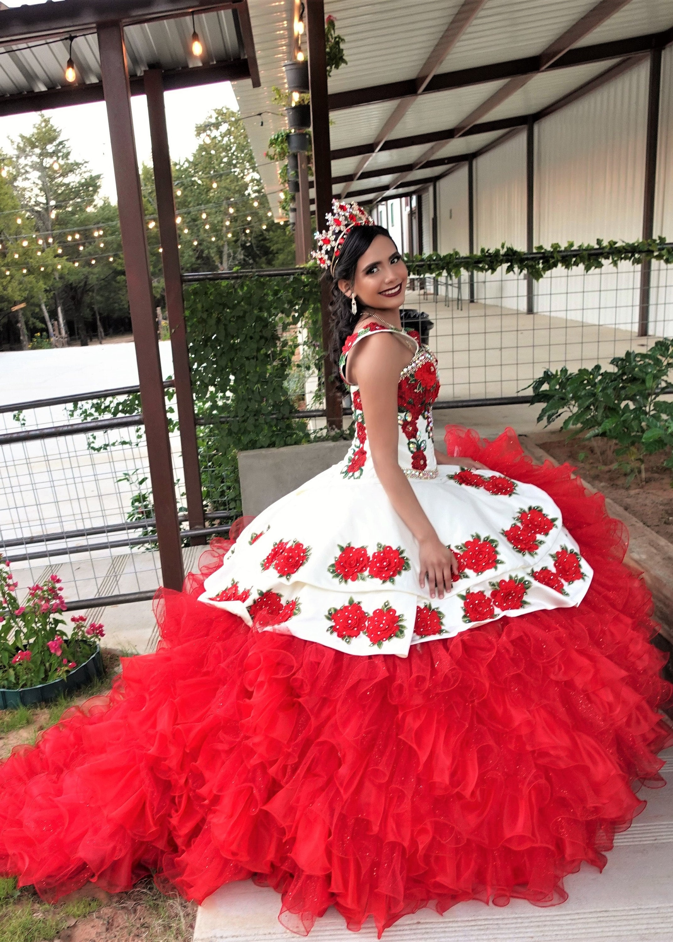 White With Red Roses Quinceanera Dress 2034 Etsy