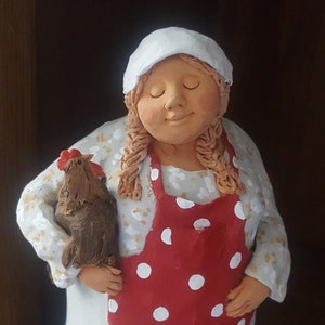 Housekeeper II (red)