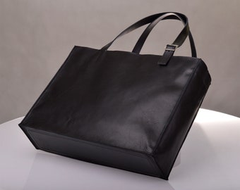 POTENZA einfache Natur, schwarze Lederhandtasche