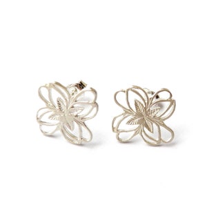 Silver earrings - Openwork Mini white stud, mini stud earrings