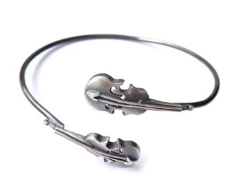 Silver bracelet - gray violin, bracelet with violin, violin