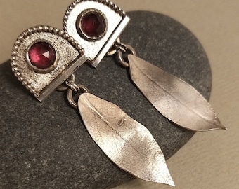 Silver garnet earrings with leaf - handmade - unique