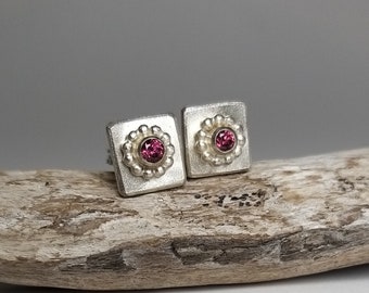 UNIKAT - Stud earrings with Rodolite round or square in silver