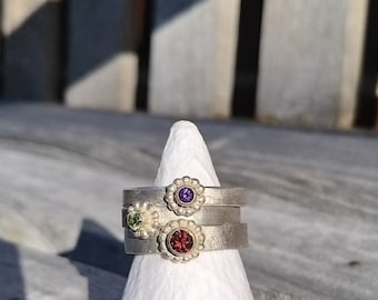 Silver rings with peridot (green), amnethyst (purple) or rhodolite (red) - unique pieces