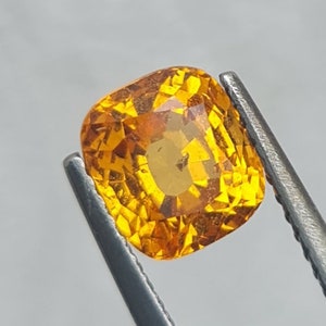 Spessartite Garnet, Fanta orange, 2.25ct. Vivid orange, very bright gemstone. CD1282