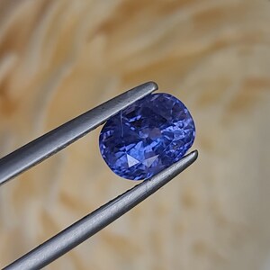 Blue spinel, 2.30ct. Oval shape, RARE color change spinel. Blue-Purple. GIA CERTIFIED. CD195