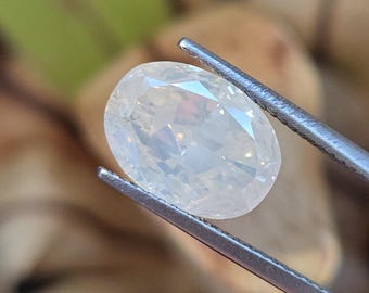 Opalescent Natural Diamond, 5.01ct. Special Milky light brown/orange. CD1800