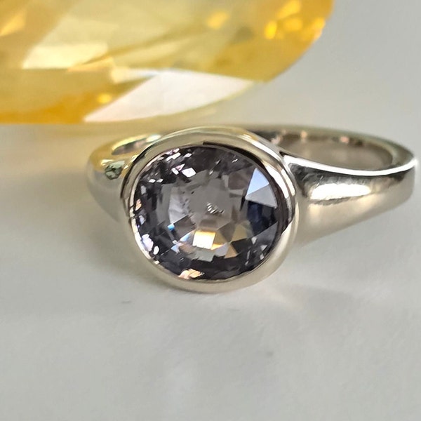 Natural Gray Spinel Ring in White Gold, 2.92ct. Natural gray sapphire from Burma. No Treatment.