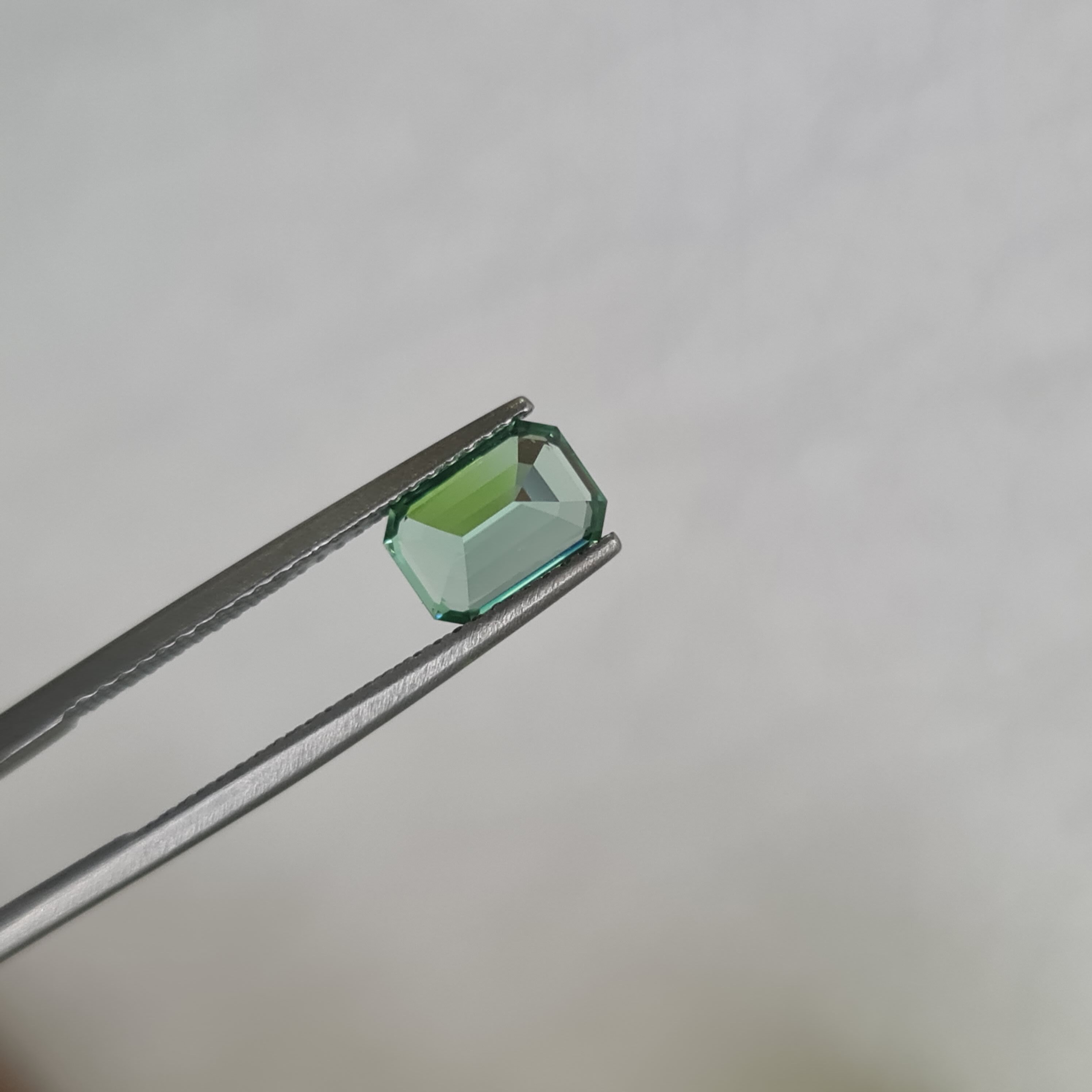 FuraFura2525 ページPt900Green Tourmaline Light Mint Green Tourmaline, 1.43ct. Bright Gemstone