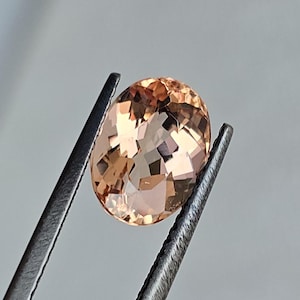 Natural Imperial Topaz, 2.51ct. Oval cut Topaz. Natural no treatment. CD1993