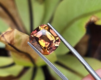 天然のバイカラートルマリン。ウォーターメロントルマリン、4.43