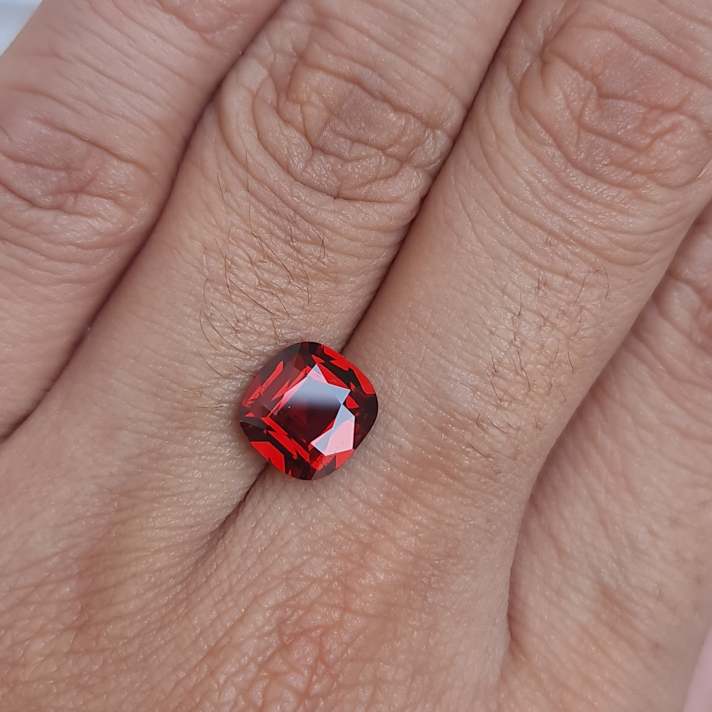 Natural Garnet, 2.95ct. Vivid Red, Very Bright Gemstone in