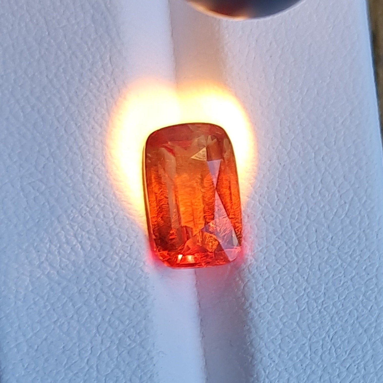 Natural Color Change Garnet, 4.28ct. Yellowish Green to Orange