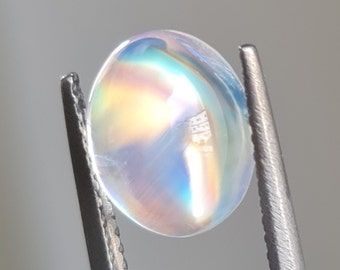 2.67ct Oval Rainbow Moonstone Cabochon: Rare Gemstone