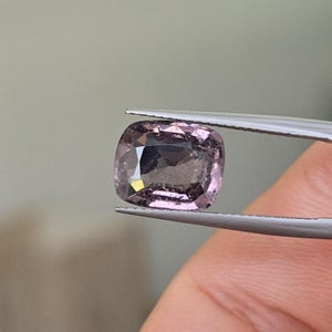 4.82ct Natural Purple Spinel, No treatment. Cushion cut. CD1914