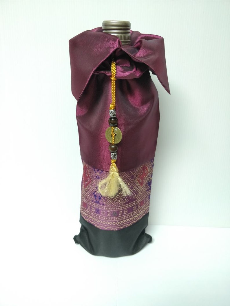 Wine bag Size:15x5 inches fits a regular size wine bottle 2 tone Organza Roses and Thai brocade pattern Satin Wine Bottle Cover bag