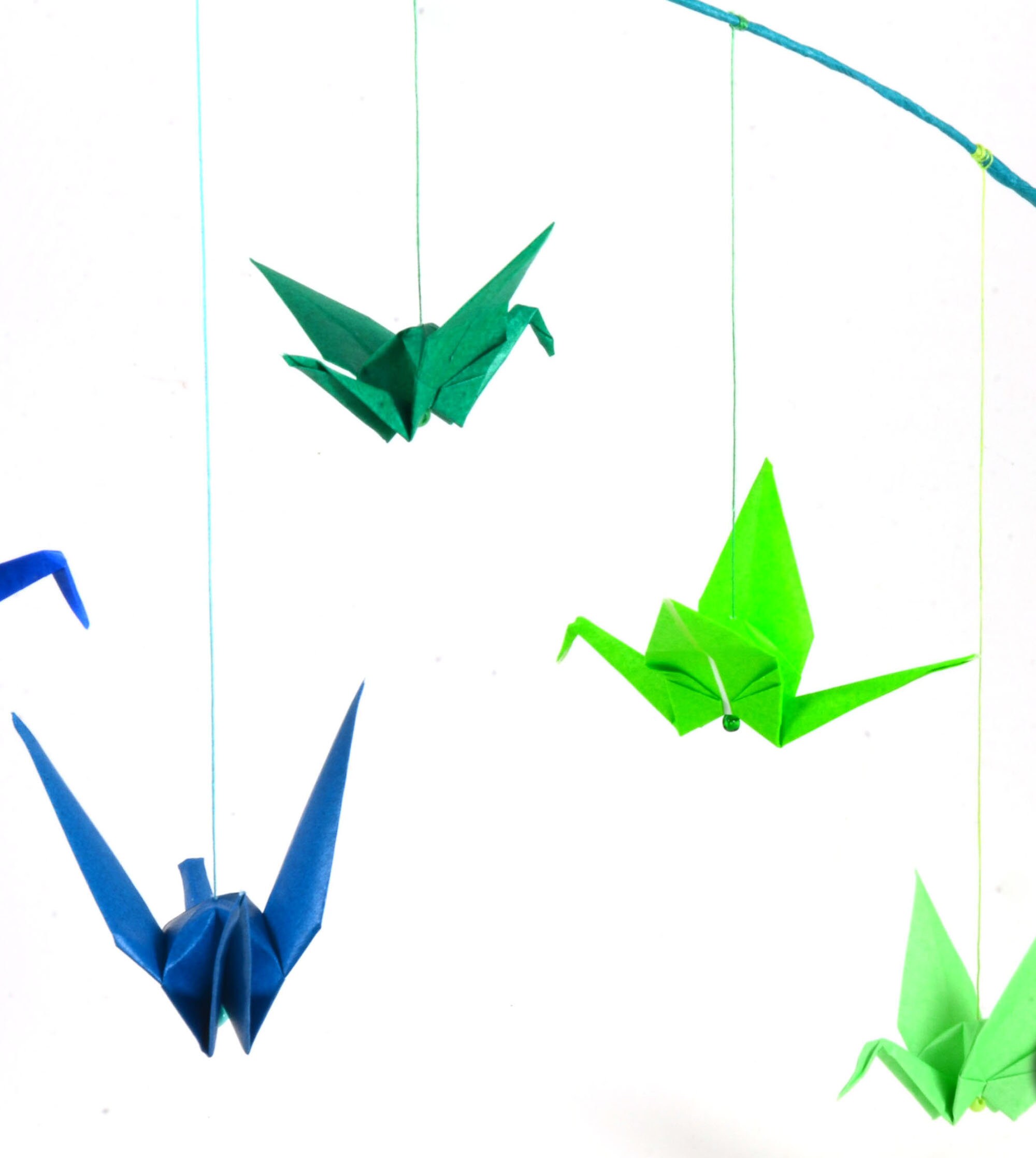 Mobile mit 7 Origami Kranichen Deko über dem Wickeltisch Etsy