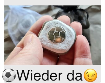 Glücksbringer, Stein mit Fußball , silber