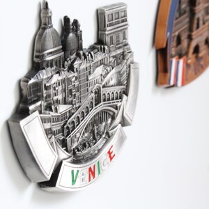 Venise Italie Aimant 3D en métal pour réfrigérateur de cuisine Cadeau souvenir de vacances unique au design élégant image 2