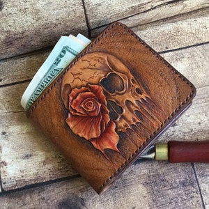 Cartera y tarjetero de motociclista/ 100% hecho a mano de cuero italiano genuino / billetera de calavera / billetera de cuero / Regalo para él