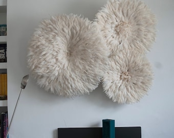 Juju hoeden set van 3 ivoor/wit | Wanddecoratie | Veren textiel wandhanger | Verendecor |witte accessoires | Versier je muren!