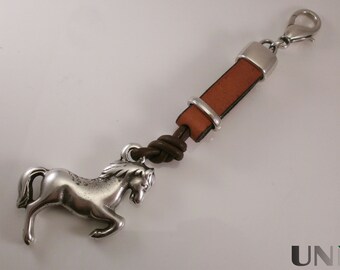 pendentif, porte-clés, porte-clés, pour sac à main, cuir, cuir, lecteur flash, cheval, cheval, écurie, promenade, cadeau, marron, pour un amoureux des chevaux, j'aime les chevaux