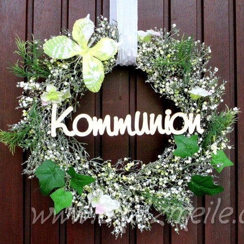 Lettering communion without door wreath, table decoration, floristry, first communion