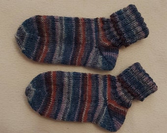 Handgestrickte Socken 27