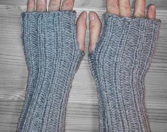 Wrist warmers/cuffs grey