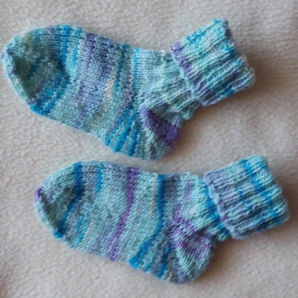 Handgestrickte Socken 18