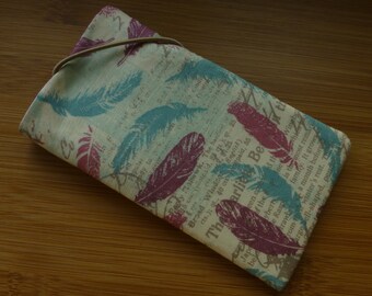 Mobile phone bag "feathers with font" sewn to desired dimensions, feather in turquoise or brown, with rubber clasp, free shipping:)