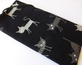 Cats, custom-made mobile phone case, Japanese fabric from Kokka, cat, kitten, black tomcat, pussy, free shipping :)