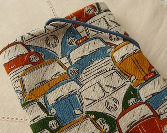 Retro cars and vans, cell phone case sewn to your desired size, Japanese designer fabric from COSMO, van, VW Beetle, free shipping :)