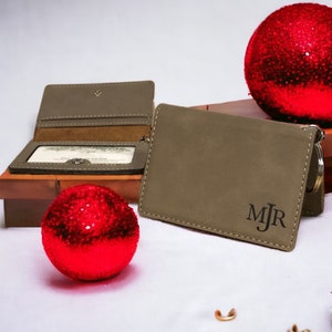 Customized ID Holder, Stocking stuffer, Personalized Keychain wallet, Badge Holder, Leather ID Wallet, Christmas Gift