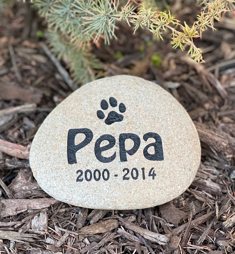 Pet Memorial Stone, Custom Pet keepsake, Remembrance Gift, In Memory of, Animal Memorial Gift, Pet Grave Marker, Garden Stone, Beloved Pet image 8