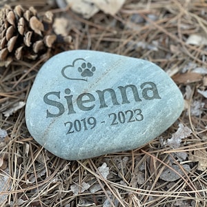 Pet Memorial Stone, Custom Pet keepsake, Remembrance Gift, In Memory of, Animal Memorial Gift, Pet Grave Marker, Garden Stone, Beloved Pet image 10