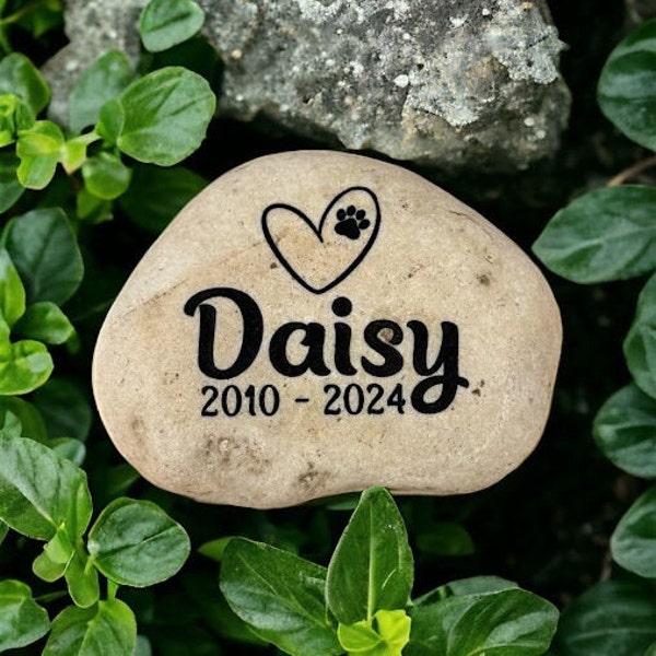 Pet Memorial Stone Personalized, Remembrance Keepsake, Pet Memorial gift, Loss of Pet, Garden Memorial Stone, Pet Grave Marker-Natural stone