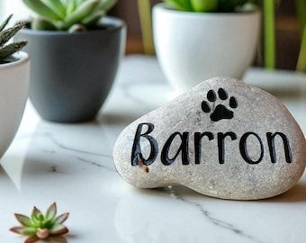 Personalized Engraved Pet Memorial, Pet loss gift, Custom stone tribute, Pet Remembrance, Handcrafted engraved keepsake, Outdoor memorial