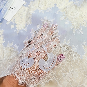 Tela de encaje blanco con azul, encaje de novia francés Chantilly, tela de encaje de novia por metro, LL77705